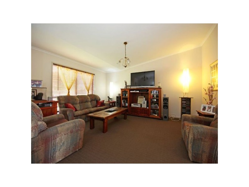 106 Glenwood Drive, Morayfield QLD 4506