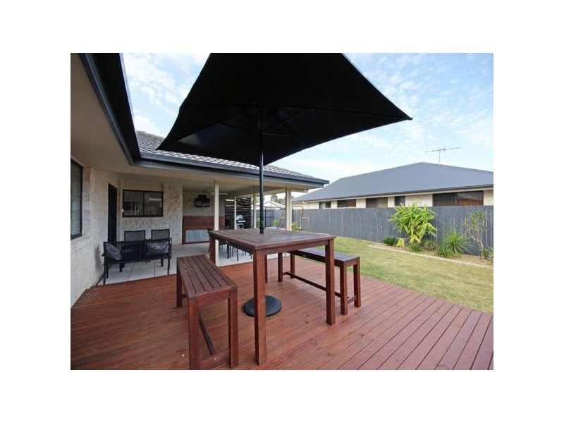 11 Hopkins Chase, Caboolture QLD 4510