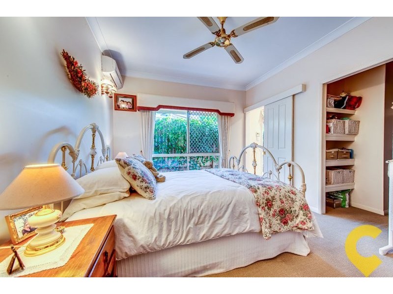 8 Regents Circuit, Forest Lake QLD 4078
