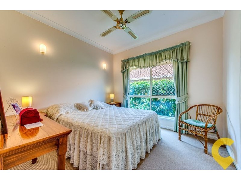8 Regents Circuit, Forest Lake QLD 4078