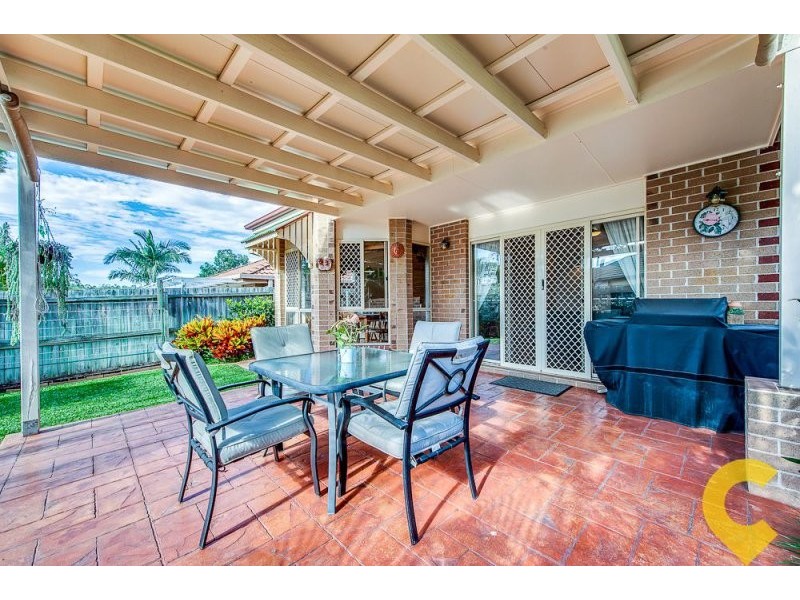 8 Regents Circuit, Forest Lake QLD 4078