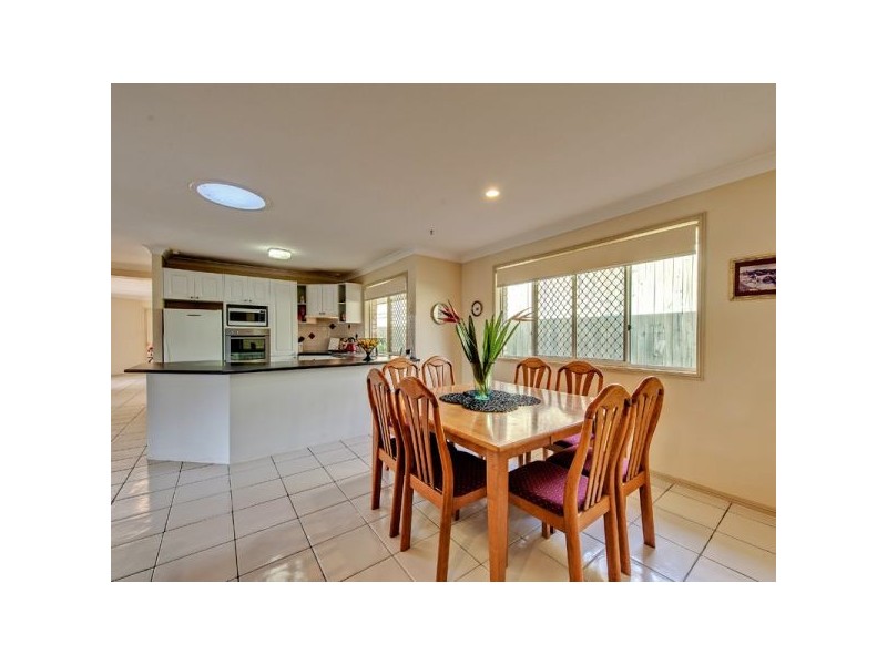 15 Freshwater Circuit, Forest Lake QLD 4078