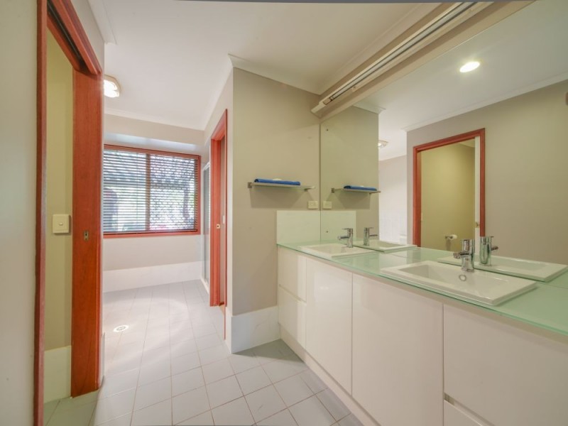 4 Kefferan Place, Ormeau QLD 4208