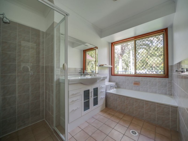4 Kefferan Place, Ormeau QLD 4208