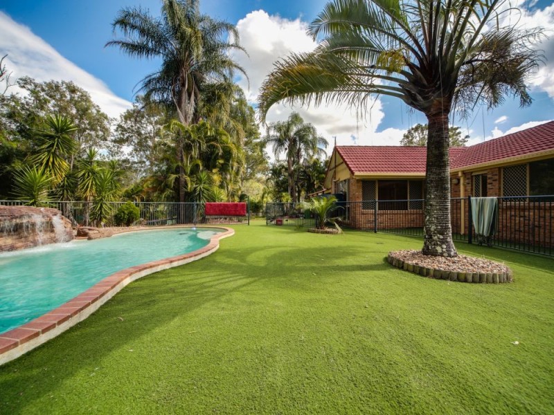 4 Kefferan Place, Ormeau QLD 4208