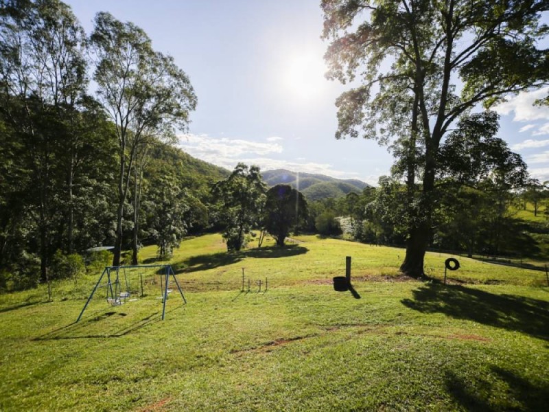 522a Cedar Creek Rd, Cedar Creek QLD 4207