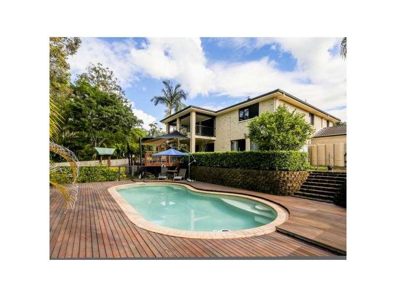 28 Jack Nicklaus Way, Parkwood QLD 4214