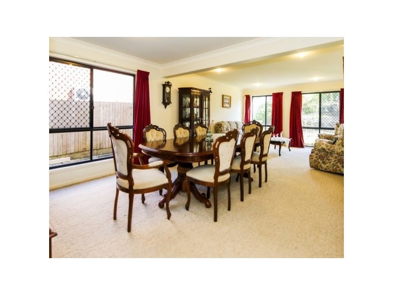 28 Jack Nicklaus Way, Parkwood QLD 4214