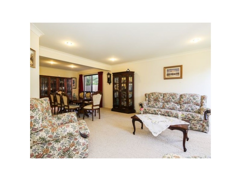 28 Jack Nicklaus Way, Parkwood QLD 4214