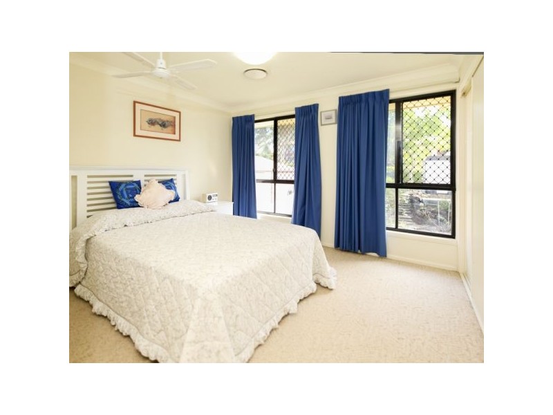 28 Jack Nicklaus Way, Parkwood QLD 4214