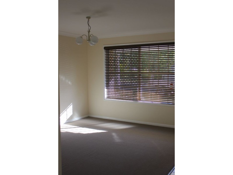 79 Jindabyne Ct, Forest Lake QLD 4078