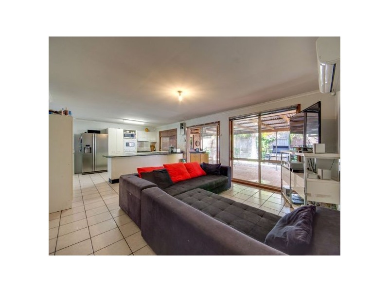 2 Doyen Court, Warner QLD 4500