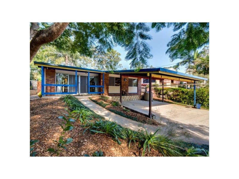 18 Frenchs Road, Petrie QLD 4502