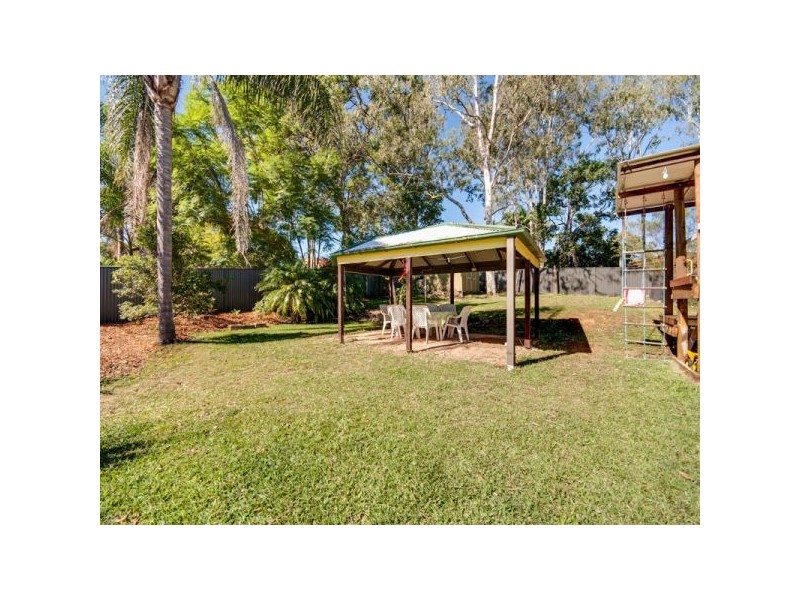 18 Frenchs Road, Petrie QLD 4502