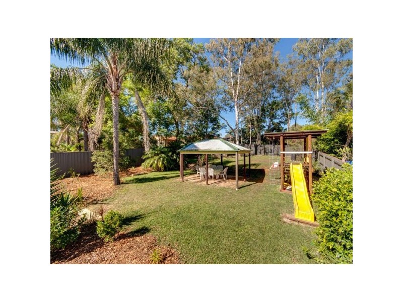 18 Frenchs Road, Petrie QLD 4502