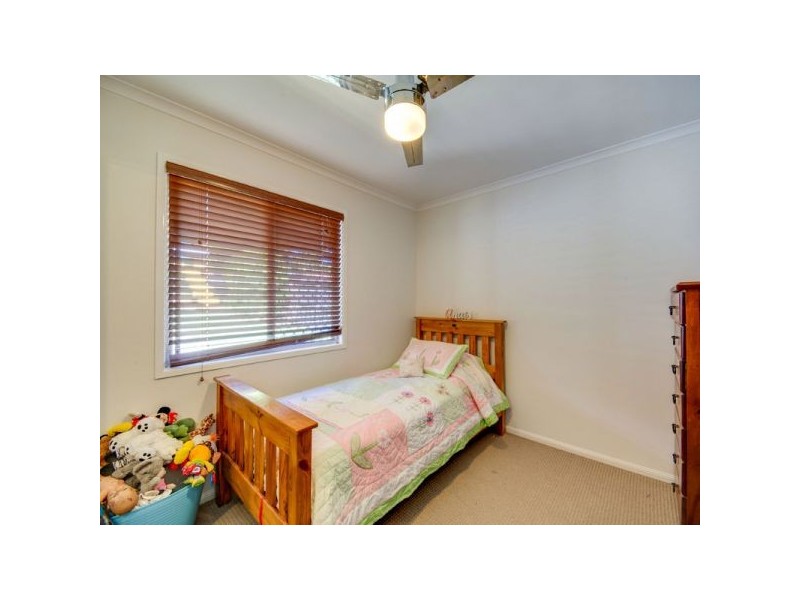 18 Frenchs Road, Petrie QLD 4502