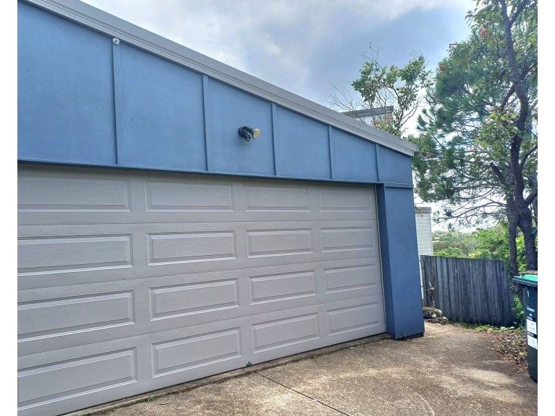 1 Norfolk Drive, Pacific Pines QLD 4211