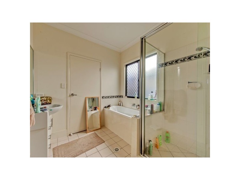 12 Jasper Way, Springfield QLD 4300