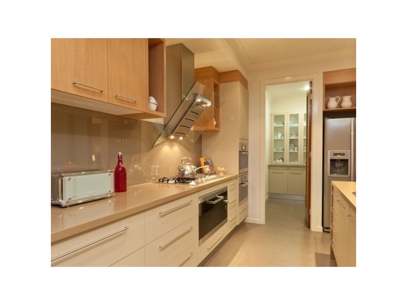 31 Cienna Place, Bridgeman Downs QLD 4035