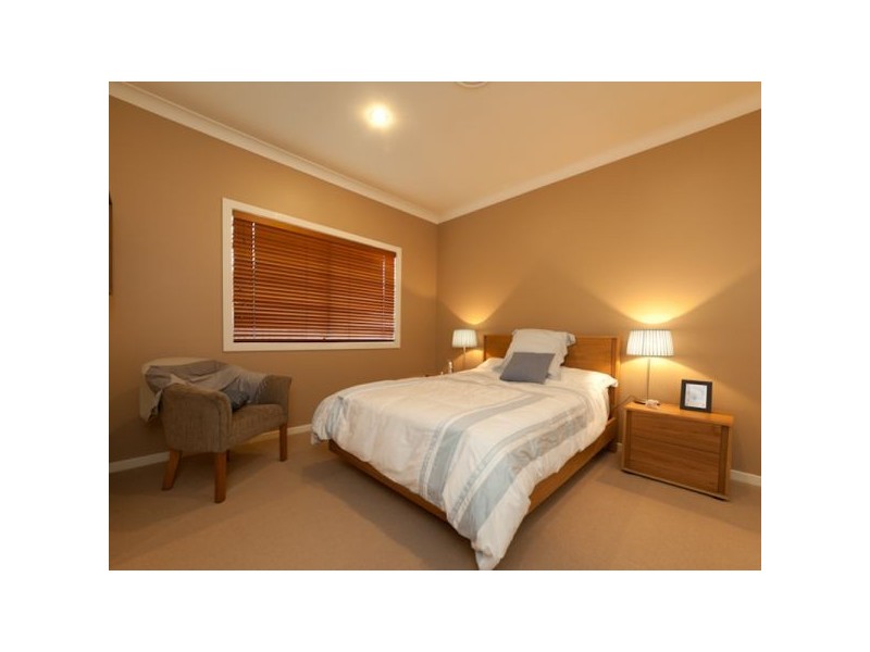 31 Cienna Place, Bridgeman Downs QLD 4035