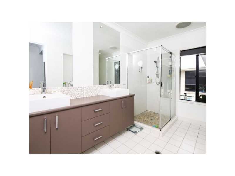 30 Southaven Drive, Helensvale QLD 4212