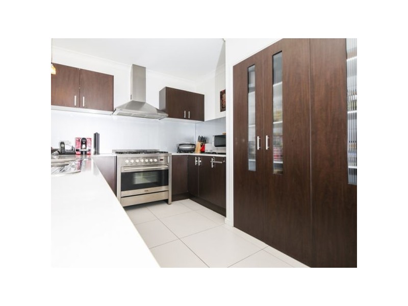 30 Southaven Drive, Helensvale QLD 4212