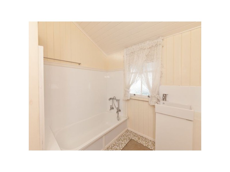 272 Samford Road, Enoggera QLD 4051