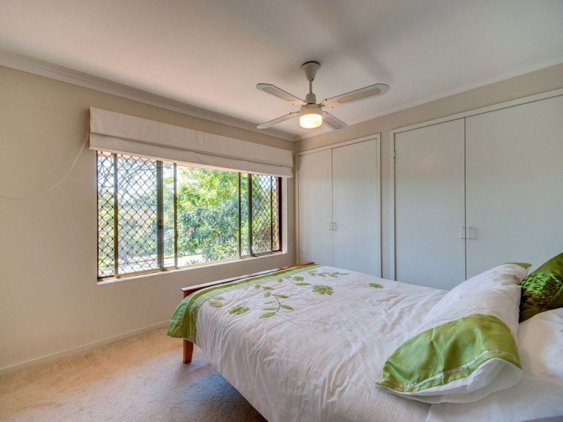 2/21 Jane Street, Arana Hills QLD 4054