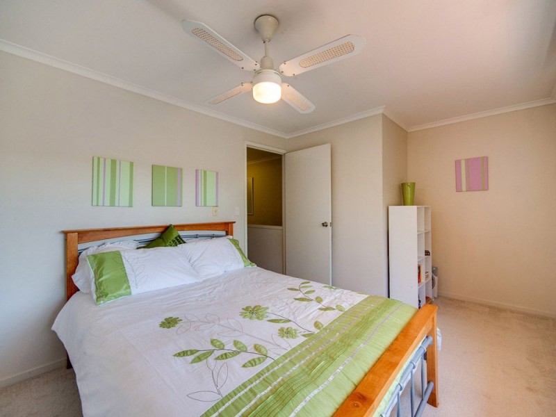 2/21 Jane Street, Arana Hills QLD 4054