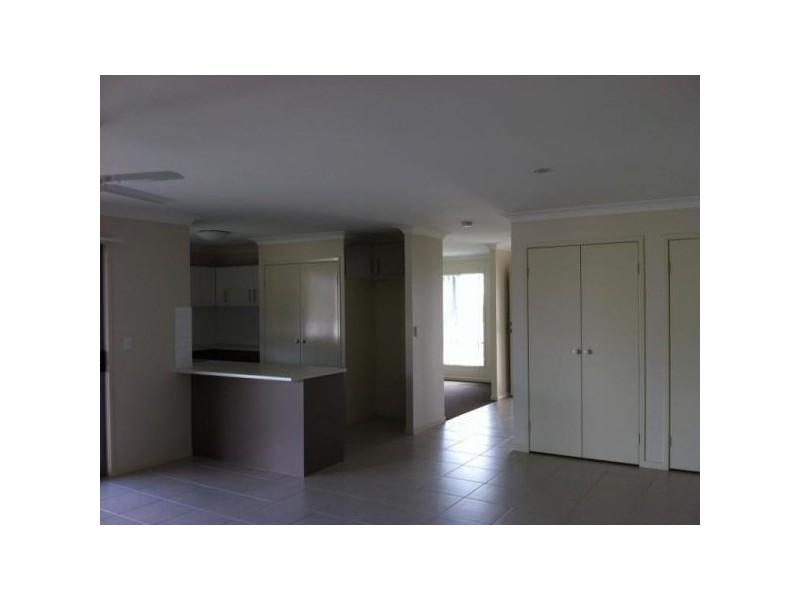 2 Karen Court, Redbank Plains QLD 4301