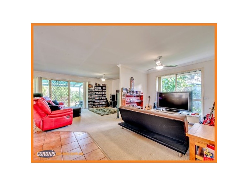 10 Oxley Place, Forest Lake QLD 4078