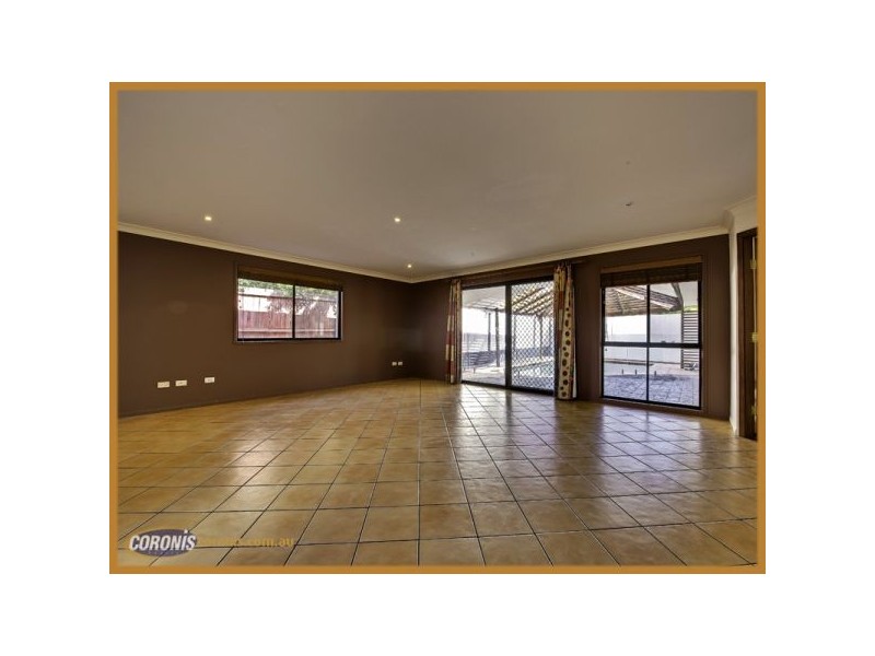 3 Seabrook Crescent, Forest Lake QLD 4078