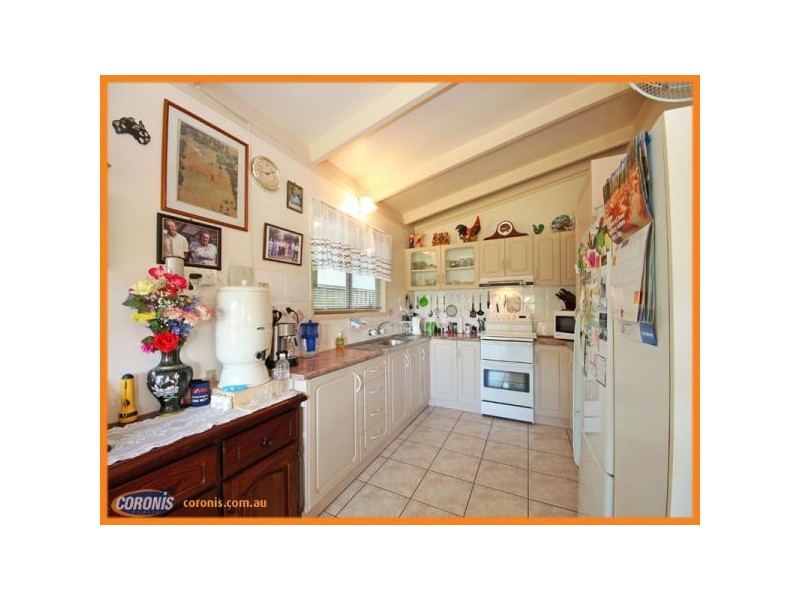 34 Dolphin Street, Deception Bay QLD 4508