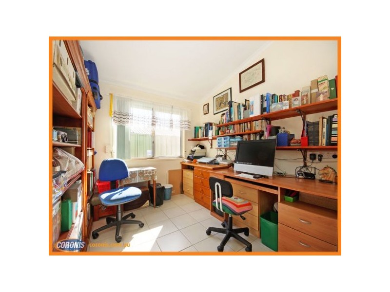 34 Dolphin Street, Deception Bay QLD 4508
