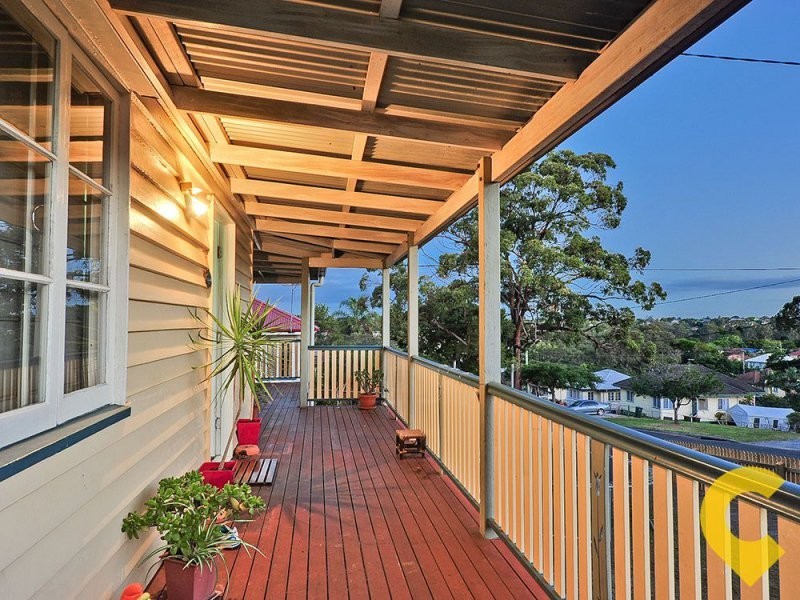 63 Foxglove Street, Mount Gravatt East QLD 4122