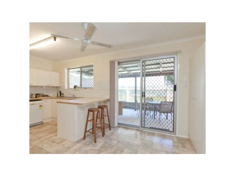 1 Onslow Street, Arana Hills QLD 4054