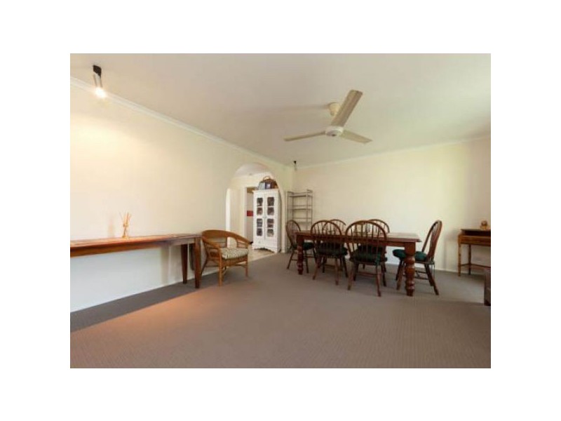 1 Onslow Street, Arana Hills QLD 4054