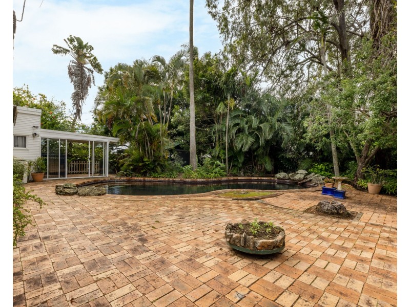 8 Gordon Street, Brighton QLD 4017