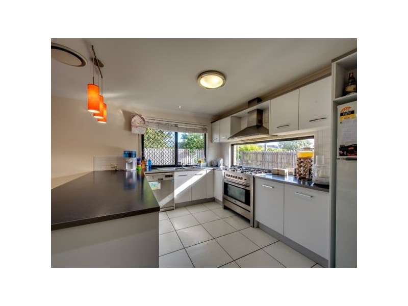 93 Parkwood Drive, Forest Lake QLD 4078