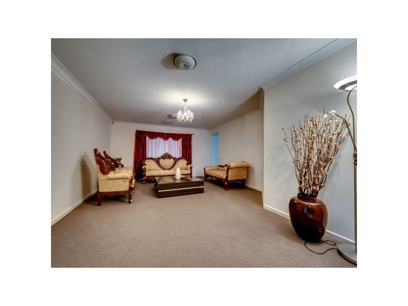 93 Parkwood Drive, Forest Lake QLD 4078