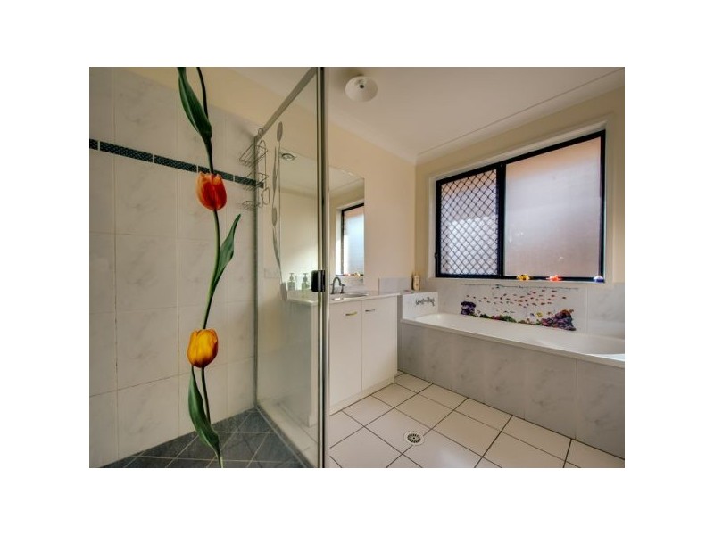 93 Parkwood Drive, Forest Lake QLD 4078