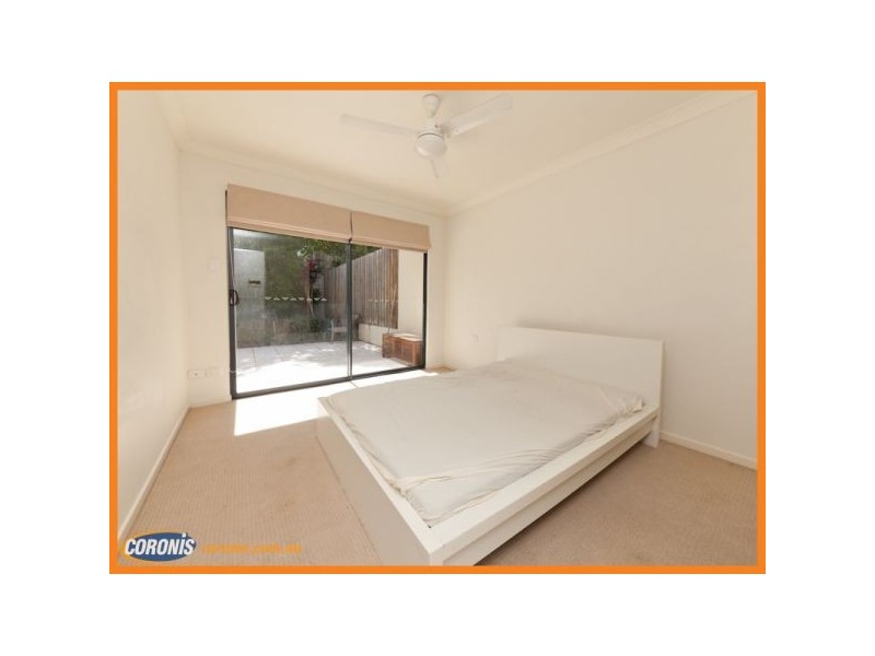 8/35 Norman Street, Annerley QLD 4103