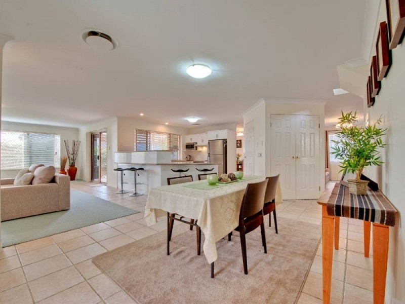 12 The Heights, Underwood QLD 4119