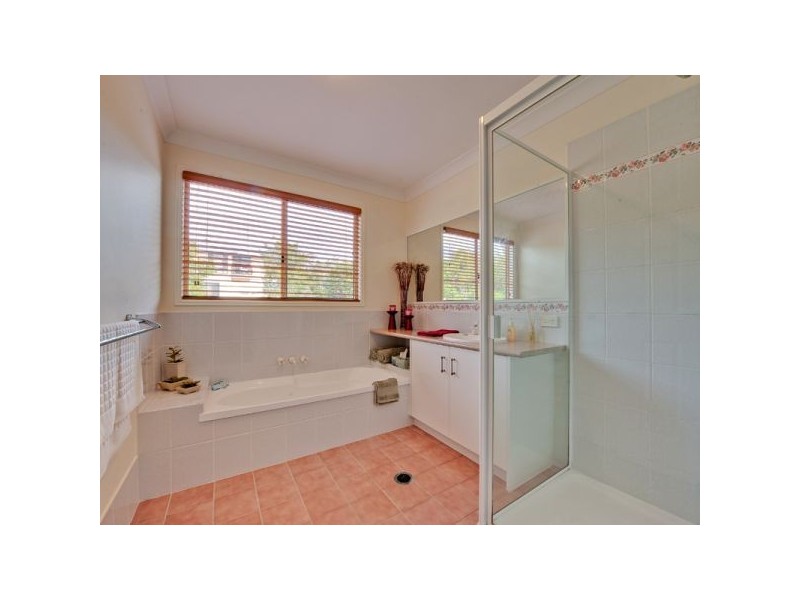 12 The Heights, Underwood QLD 4119