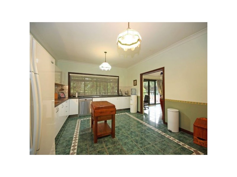 22 Castle Hill Drive, Murrumba Downs QLD 4503