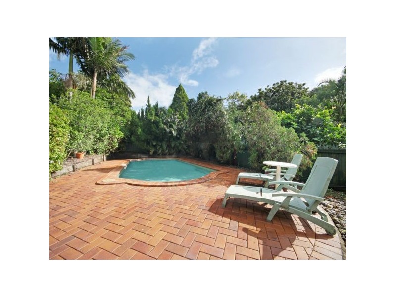 22 Castle Hill Drive, Murrumba Downs QLD 4503