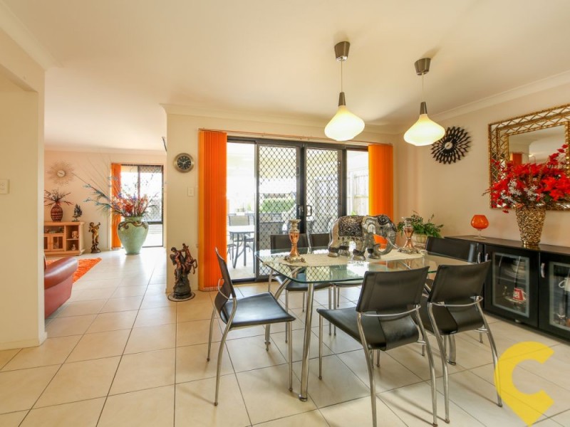 1 Tropical Drive, Forest Lake QLD 4078