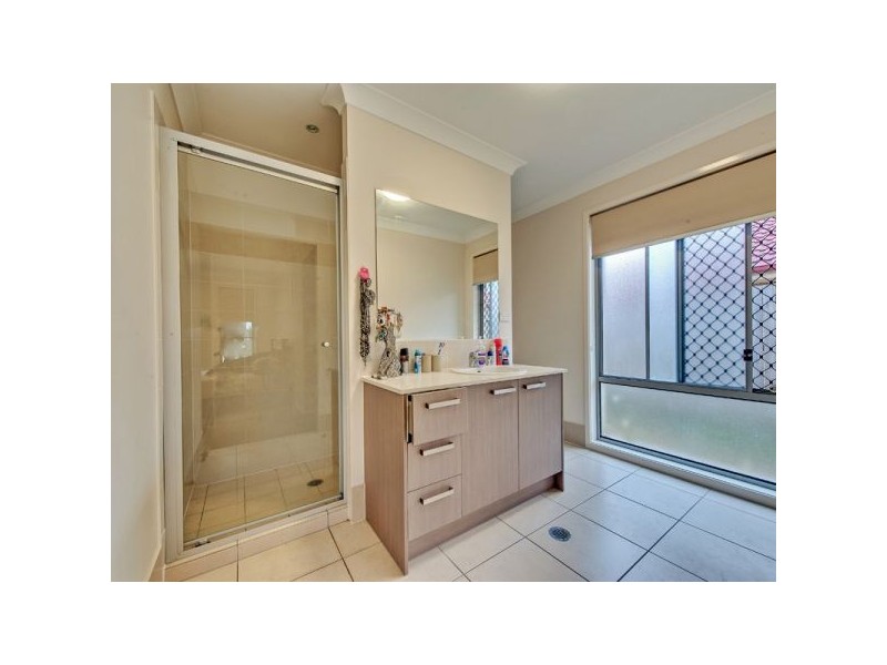 55 Juniper Street, Heathwood QLD 4110