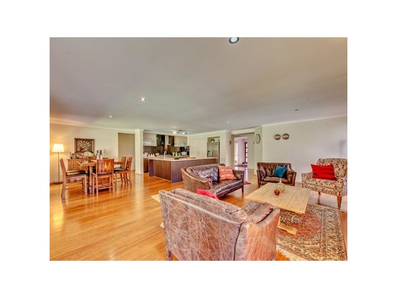 45 Hawthorne Street, Forest Lake QLD 4078