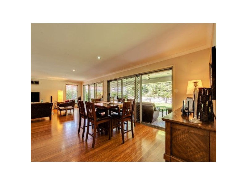 45 Hawthorne Street, Forest Lake QLD 4078